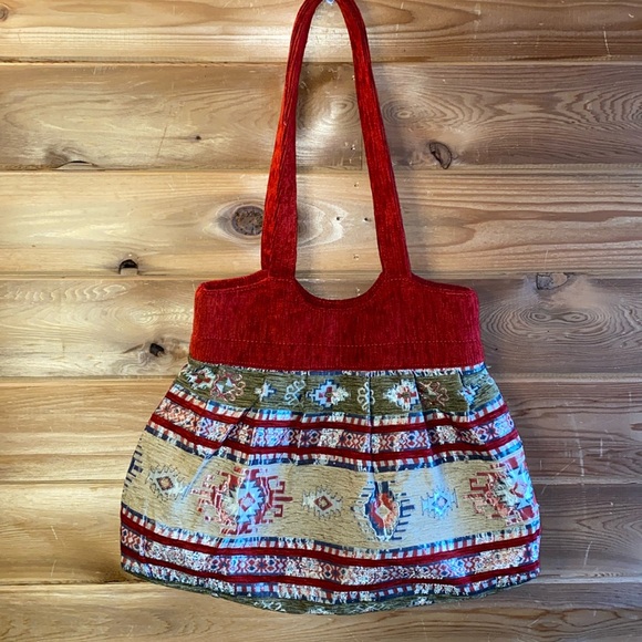 AZTEC SHOULDER BAG - Picture 1 of 2